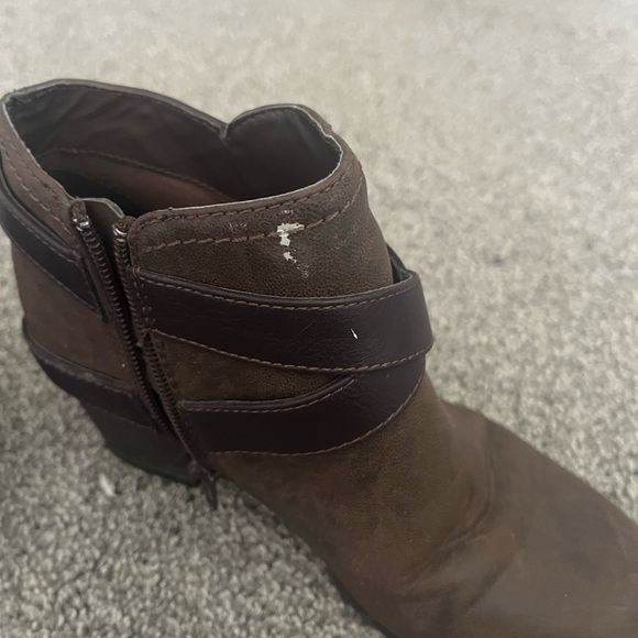 Booties - Picture 2 of 4